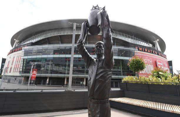 9体育-温格捧杯铜像揭幕！“无敌舰队”唤起枪手光辉岁月